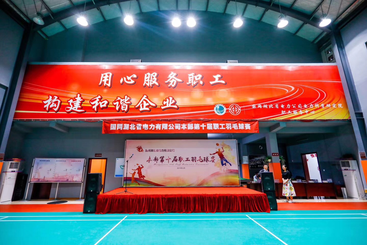 桁架舞臺(tái)搭建工廠(chǎng)，藝術(shù)與技術(shù)的交匯點(diǎn)